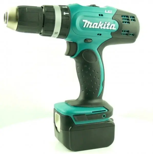 Begrenztes Angebot Makita BHP 453 18V Li-ion Akku Schlagbohrschrauber + Makita Akku BL1830 B + Makita DC18RC + Alu Koffer