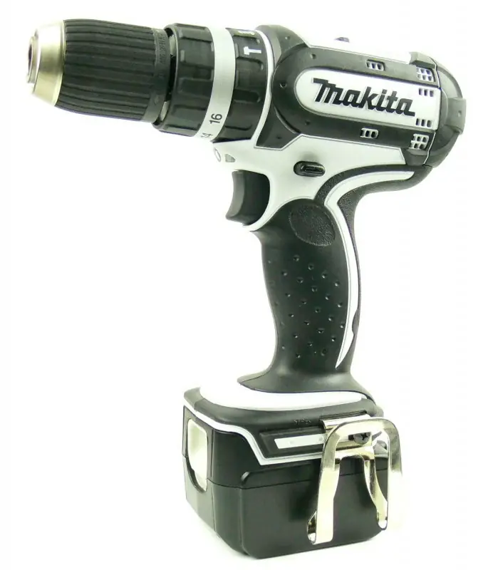 Makita BHP 452 18V Li-ion Akku Schlagbohrschrauber weiß + 1x DT Akku 3,0 Ah + DC18RC + Alu Koffer Neue Kollektion