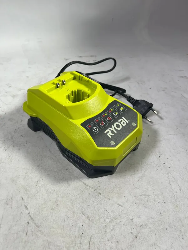 Schnäppchen Ryobi BCL14181H Li-Power luftgekühltes Akkuladegerät 14,4-18V - Neuwertig