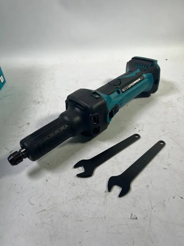 Makita DGD 800 Z Akku Geradschleifer 18V Solo - ohne Akku, ohne Ladegerät - Leicht Gebraucht Saisonangebot