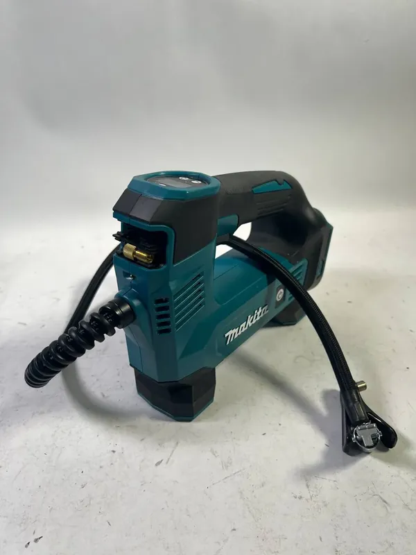 Sonderangebot Makita DMP 180 Z Akku Kompressor 18 V 8,3 bar Solo - ohne Akku, ohne Ladegerät - Reparaturgerät