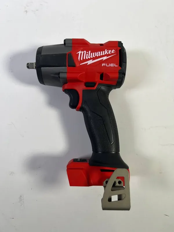 Beliebt Milwaukee M18 FMTIW2F38-0 Akku Schlagschrauber 18 V 745 Nm 3/8" Brushless Solo - ohne Akku, ohne Ladegerät - Leicht Gebraucht