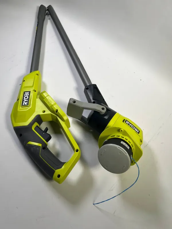 Abverkauf RYOBI RY18LT33A-0 Akku Rasentrimmer 18 V 33 cm Solo ( 5133005731 ) - Leicht Gebraucht
