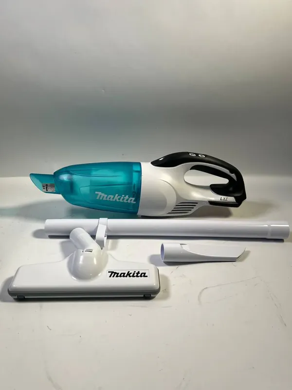 Makita DCL 181 FZWX Akku Staubsauger 18 V 53 mbar 0,65 L Solo - Leicht Gebraucht Heißes Angebot
