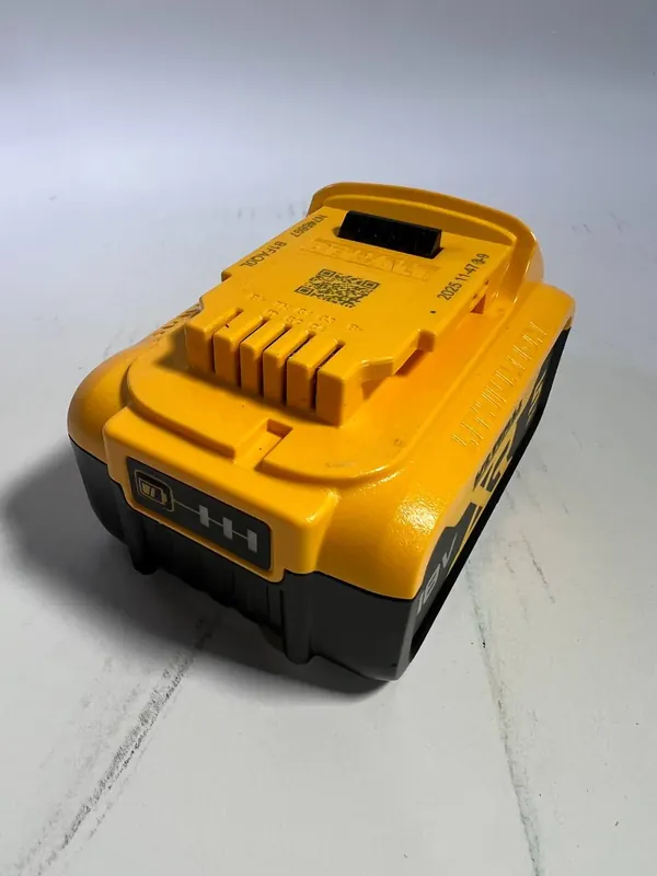 Sichere Zahlung DeWalt DCB 184 Akkupack 18 V 5,0 Ah / 5000 mAh XR Li-Ion Akku - mit Ladestandanzeige - Leicht Gebraucht