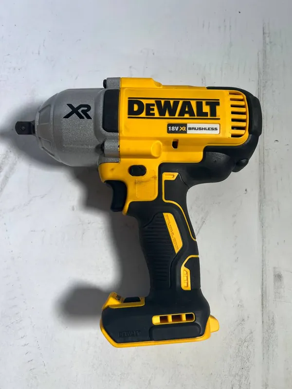 Dewalt DCF 899 N Akku Schlagschrauber 18 V 950 Nm 1/2" Brushless Solo - ohne Akku, ohne Ladegerät - Reparaturgerät Finale Aktion