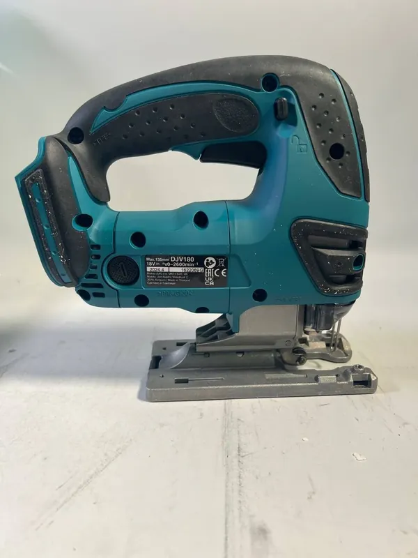 Makita DJV 180 Z Akku Stichsäge 18 V Solo - ohne Akku, ohne Ladegerät - Gebraucht Markenprodukt