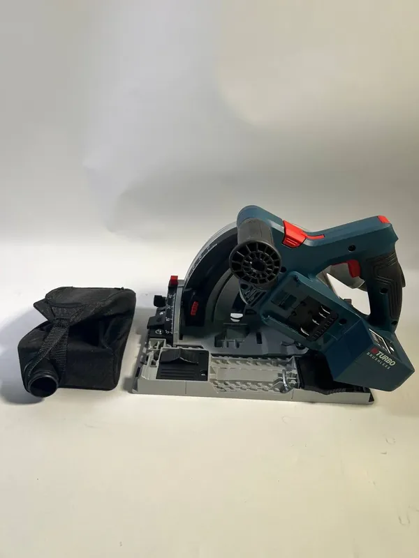 Bestpreis Bosch GKT 18V-52 GC Professional Akku Tauchsäge 18 V 140 mm BITURBO Brushless ( 06016B4000 ) + Connectivity Modul + L-Boxx - ohne Akku, ohne Ladegerät - Gebraucht