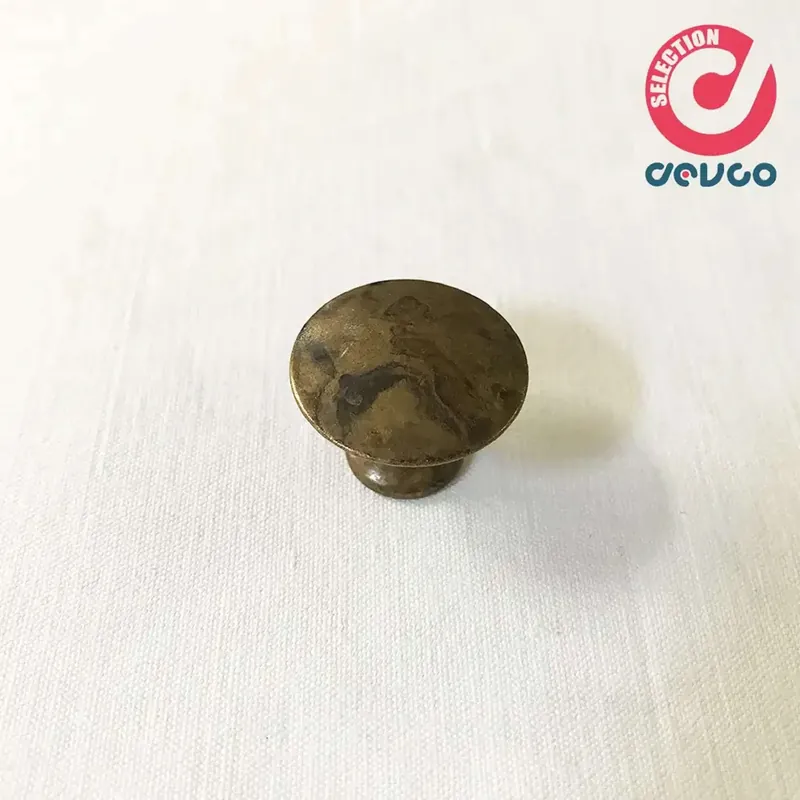 Antique brass knob including screw - Botter Luigi - 730 A Kracherpreis